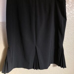Classiques Entier Black Rayon Black Skirt with Pleats Size 10